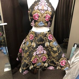 Short Homecoming Dress by Envious Couture Size 6 a 2 piece dress. FullAppliqué.